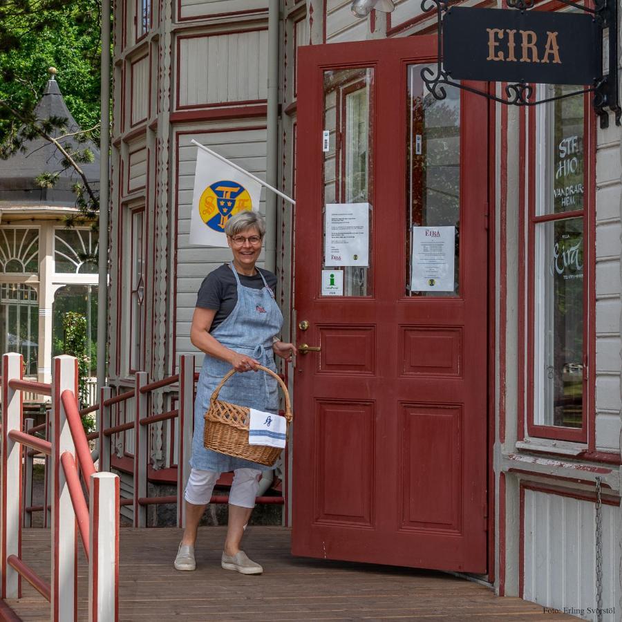 Villa Eira Vandrarhem Hjo Exterior foto